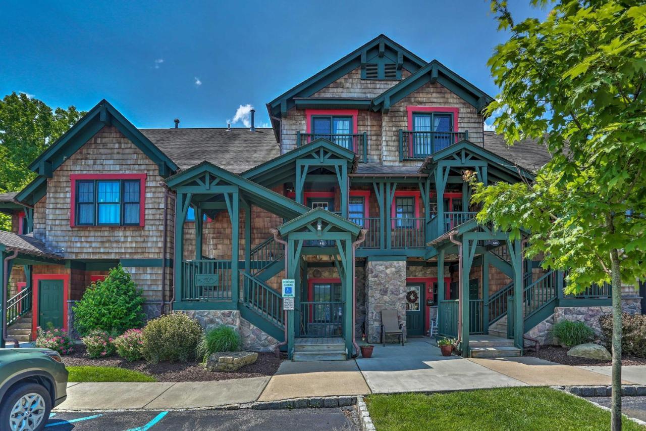 Mountain Creek - Hot Tub And Pool Access Holiday home Vernon